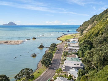 A grandstand position with a home to match