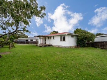 Vacant & Ready - Do-Up on Big Land