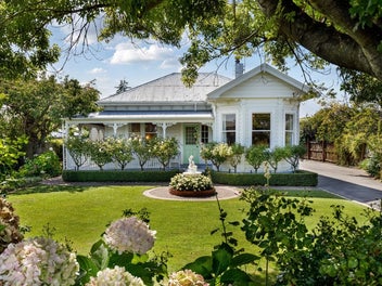 Last Time to View Before Deadline Closes