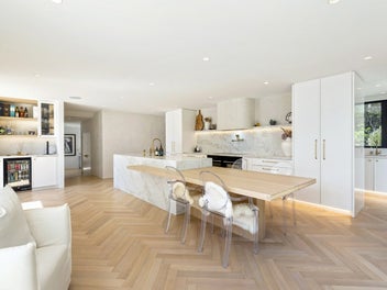 Sophisticated living with family flexibility