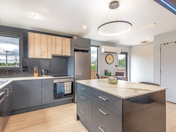 The Incredible HULKE