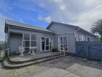 Charming family bungalow