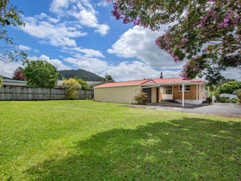 Settle into Kamo West