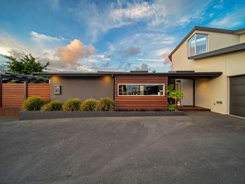 Style, Serenity & Space to Entertain