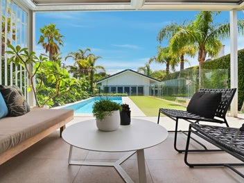 Point Chevalier | Professionals