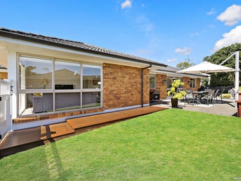 Move-In-Ready, Family Gem, Immaculately Presented!