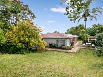 LAST CHANCE TO VIEW THIS WEEKEND! DON'T MISS OUT!