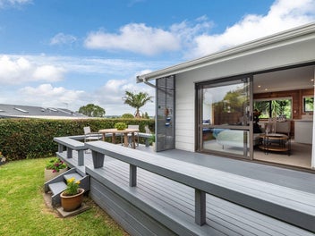 Sunny | Quiet | Solid One Level!