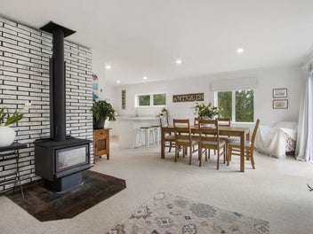 Stylishly Renovated with Exceptional Garaging!