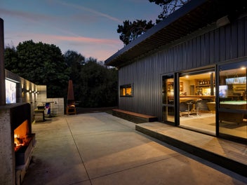 The Ultimate Entertainer