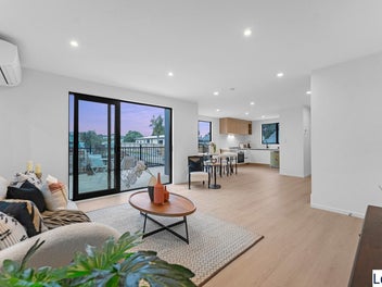 Quality Craftsmanship with 10-Year MB Guarantee