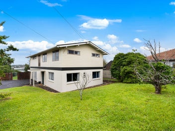 Large Family Classic - Freehold North-facing