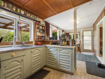 Imagine Waking Up To Birdsong In Peaceful Waikino