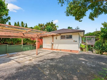 Value Add Opportunity in Kauri Park School Zone!