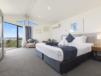 Rarely available coastal escape