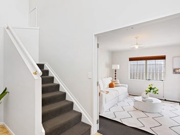 Vendor says Goodbye - Make it Yours!