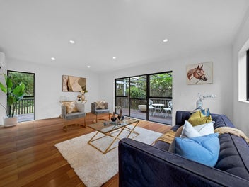 First Time On The Market In 20 Yrs - Will Be Sold!