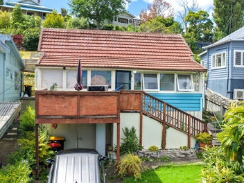 Close to town - Ready to sell