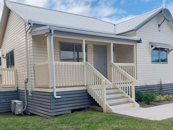 Image 1 of 20