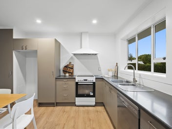 Live It Up On Liverton!