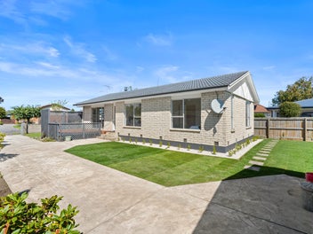 Fresh, Stylish & Parkside Living