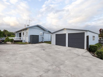 Double-Glazed Bungalow