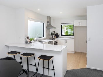 Modern, Easy-Care Townhouse in Prime School Zones