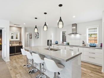 Modern Comfort & Effortless Entertaining