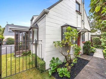 Super Spacious & Sunny