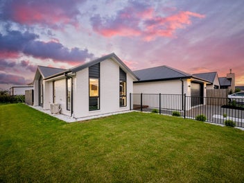 One-Year-Old Family Home - Urgent Sale Required!