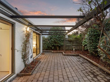 Investor Cashing up Blue Chip Asset