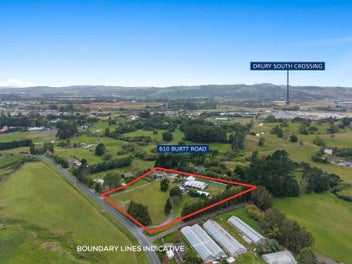 FUTURE URBAN BY THE TRAIN STATION