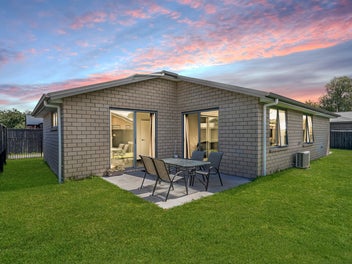 Spacious Layout with a Cozy, Secluded Section