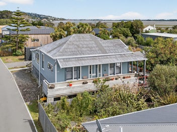 Accessible Living with Character & Comfort!