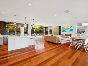 Sweeping Iconic Views. Modern Family Living.