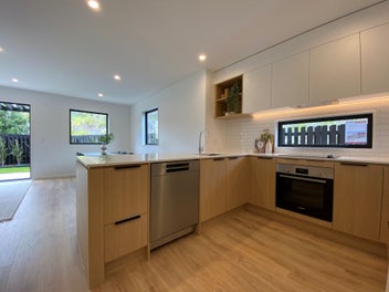 Last Standalone in Prime Location