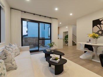 Must Sell with Master Build Warranty