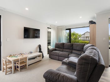 On the move and committed to selling!