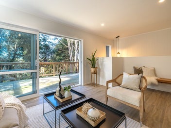 Modern Love - so close to Palm Beach