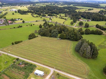 Brand new subdivision 4ha lifestyle property