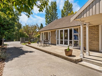 Zoned. Spacious. Smart Buying in Burnside.