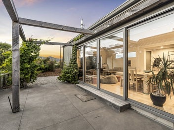 Country cottage elegance with modern flair