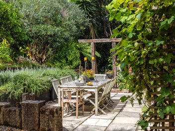 Roman's Sanctuary - An Immersive Experience