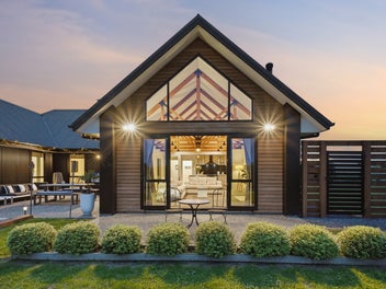 Modern Lifestyle Living Near New 4ha