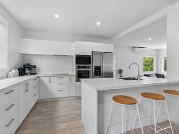 Stylish Renovation & Private Setting