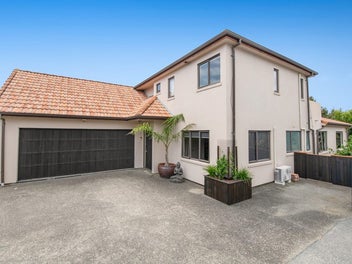 Family Living Meets Resort-Style Entertaining