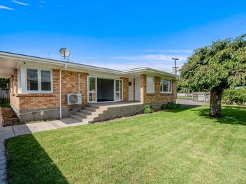 Light, Bright & Refreshed with Great Bones