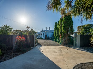 Grandeur & Limitless Potential: A 1906 Masterpiece