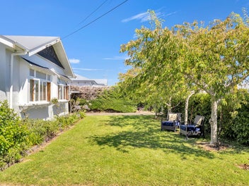 Marton Classic with a Garden Edge