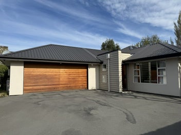 Image 1 of 25